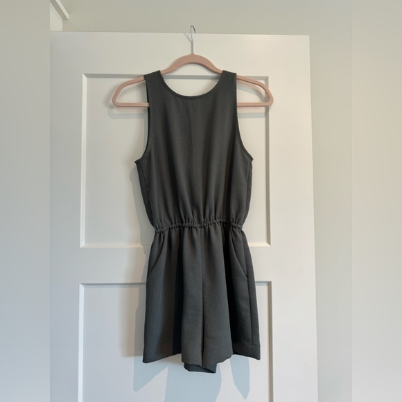 Aritzia Green Romper - Picture 3 of 4